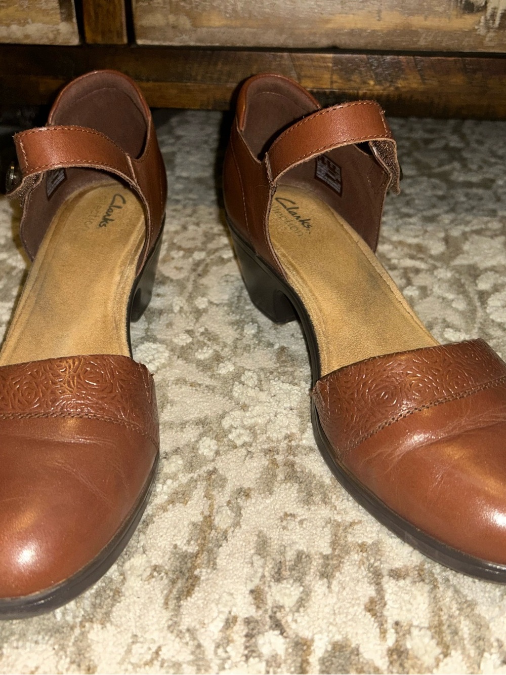 Clarks Women’s Brown Leather Mary Jane Heels with Embossed Toe